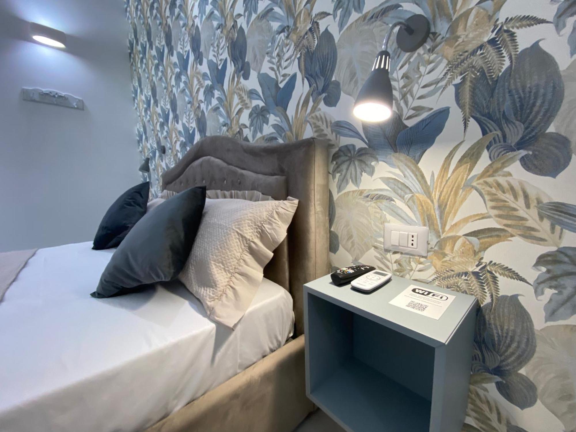Ludben Dante Hotell Neapel Exteriör bild